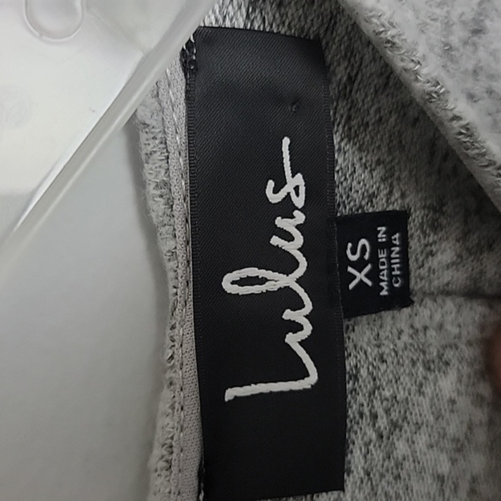 Women's Lulu's dress - Picture 7 of 13